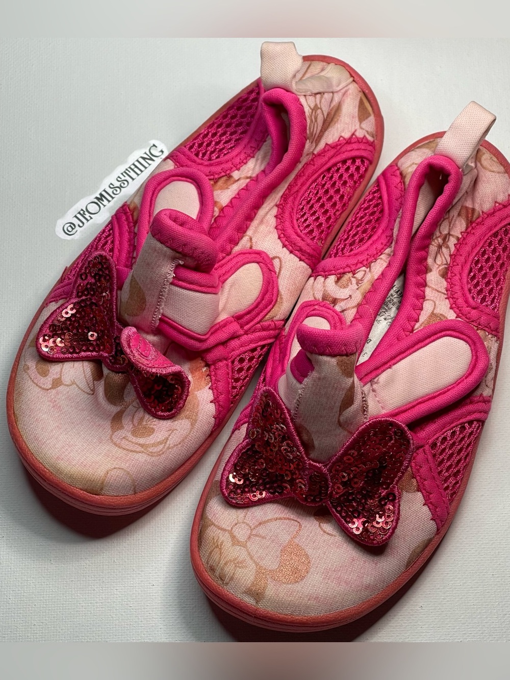 Disney Minnie Mouse Pink Sequin Bow Water Shoes
